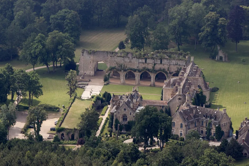 Abbaye des Vaux de Cernay — фото 4