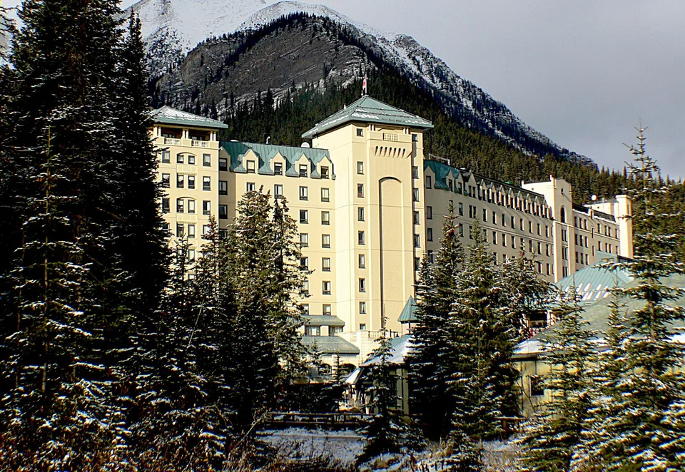 Fairmont Chateau Lake Louise — фото 3