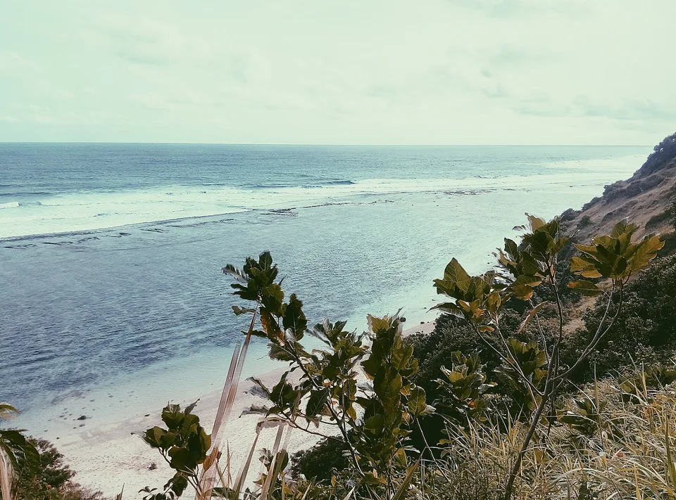 Gunung Payung Beach — фото 1